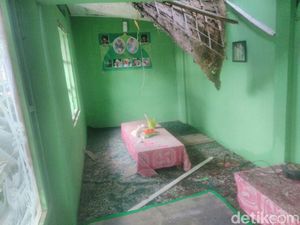 2 Rumah dan Puluhan Perangkat Elektronik di Magelang Disambar Petir