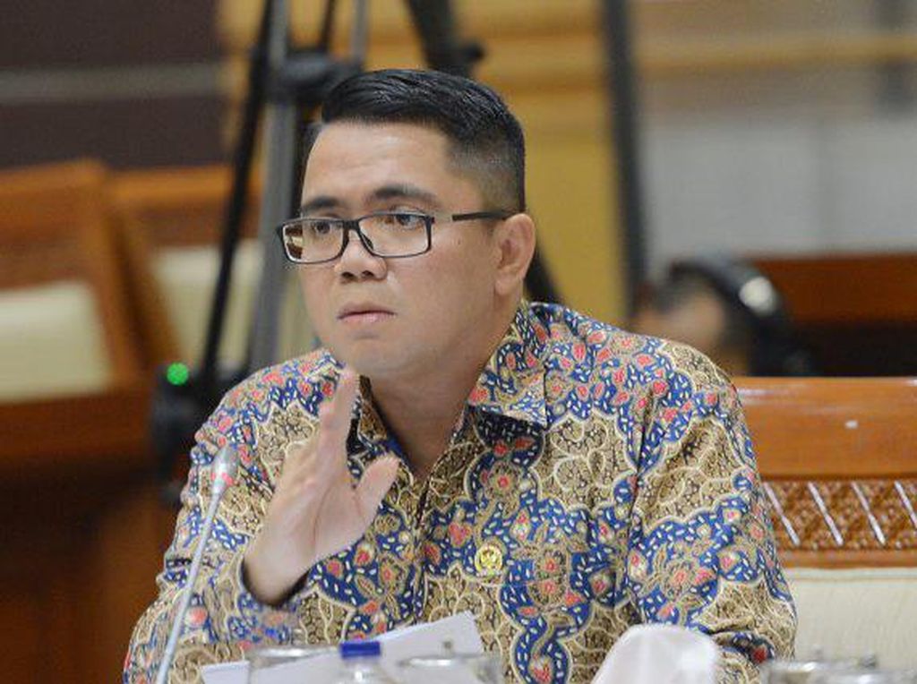 Saat Legislator DPR Guyon Sebut-sebut Arteria di Depan Kapolri