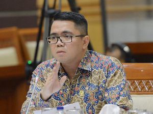 Viral Arteria Dahlan Ngomong Ujug-ujug Saat Rapat, Disindir Urang Sunda Viral Arteria Dahlan Ngomong Ujug-ujug Saat Rapat, Disindir Urang Sunda