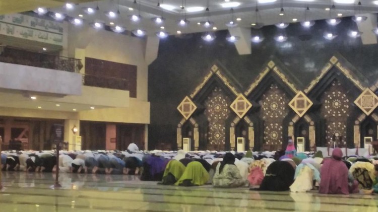 Niat Sholat Sunnah Sebelum Subuh Ini Arab Latin Dan Artinya
