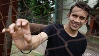 Sukses itu tak didapatkan Egy tiba-tiba. Egy mengasah kemampuan sejak lama. Dia tumbuh dari keluarga sepakbola. 