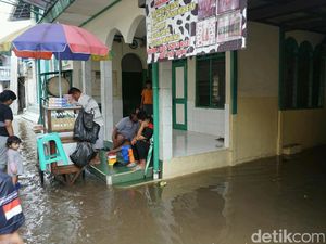 Hujan Deras, Kawasan Petogogan Jakarta Selatan Tergenang