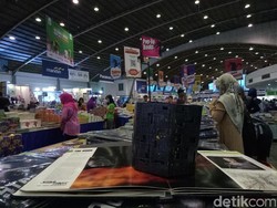 Buku Pop Up di Big Bad Wolf Surabaya Laris Manis Terjual