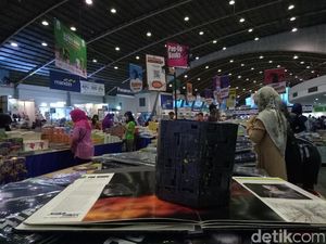 Buku Pop Up di Big Bad Wolf Surabaya Laris Manis Terjual Buku Pop Up di Big Bad Wolf Surabaya Laris Manis Terjual
