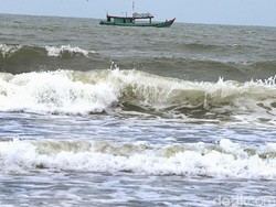 Cuaca Ekstrem, Nakhoda di Perairan Kalimantan Diminta Waspada