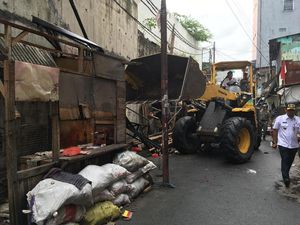 Antisipasi Banjir, 48 Bangunan di Tambora Dibongkar