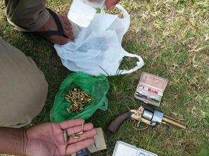 Polisi Buru Pemilik Rumah Pabrik Senjata Di Aceh Utara