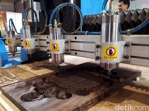 Hebat, Mesin Ini Bisa Ukir Kayu Dalam Waktu Singkat
