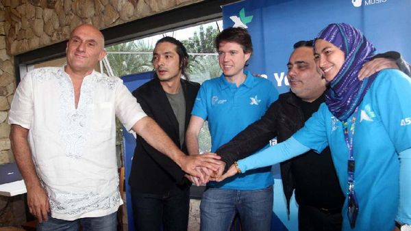 Carlos Perez dan Abimana Duet Bikin Video