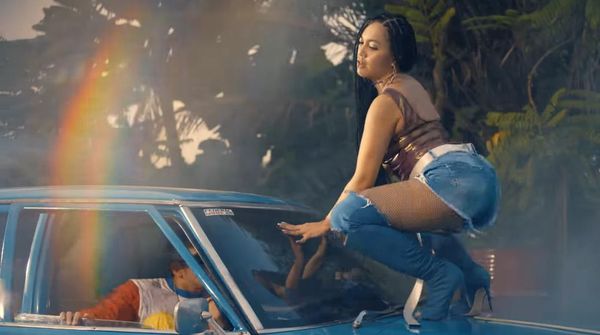 Ini Goyangan Denada yang Disebut Vulgar di Video Klip De Nada