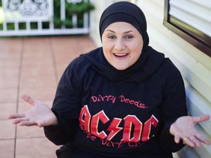 Mengenal Frida Deguise, Satu-satunya Komedian Berhijab di Australia