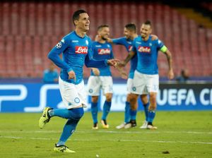 Jangankan Jadi Penyerang Tengah, Callejon Bahkan Siap Jadi Bek