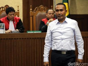 Bupati Samsu Umar Penyuap Akil Mochtar Dieksekusi ke Sukamiskin Bupati Samsu Umar Penyuap Akil Mochtar Dieksekusi ke Sukamiskin