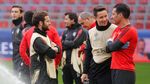 Melihat Sesi Latihan The Red Devils di Moskow