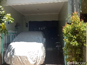 Ternyata Ini Untungnya Parkir Mobil di Garasi