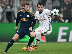 Fans Tim Lawan Kelewat Bising, Pemain Ini Terpaksa Minta Diganti