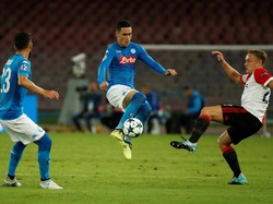 Napoli Tekuk Feyenoord 3-1