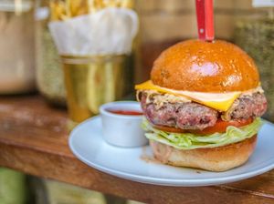 Ini 8 Tempat Menikmati Burger Halal di London