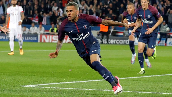 Alves: Jika Diminta, Saya Kembali ke Barcelona Besok