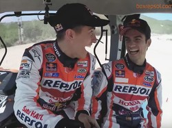Girangnya Marquez dan Pedrosa Ngebut Pakai Traktor
