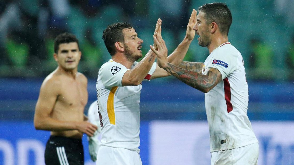 AS Roma menang tipis 2-1 atas Qarabag (David Mdzinarishvili/Reuters)