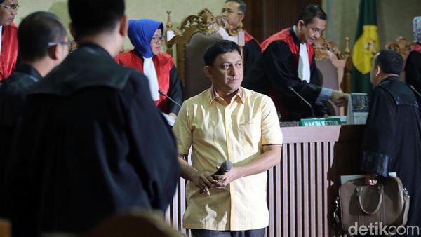 Korupsi Alquran, Fahd El Fouz Divonis 4 Tahun Penjara