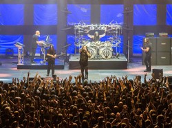 Mendikbud Bilang Aman, Konser Dream Theater Dipindah dari Prambanan