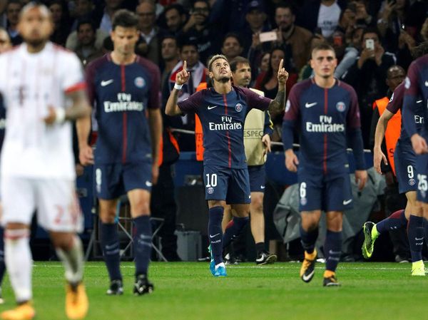 PSG Hajar Bayern 3-0