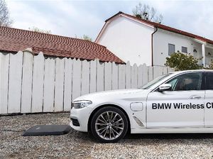 Ngecas Mobil Listrik Tanpa Kabel