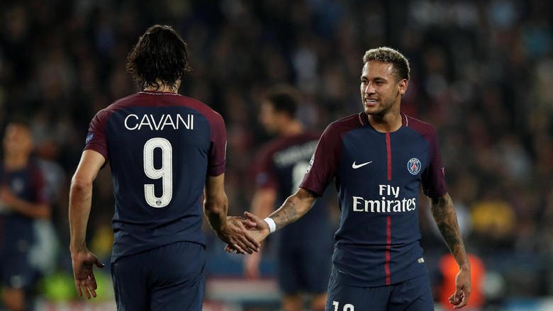 Neymar: Keributanku dengan Cavani Cuma Cerita yang Dibuat-buat