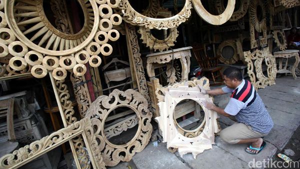 Pertumbuhan Industri Mebel dan Kerajinan Kayu Indonesia