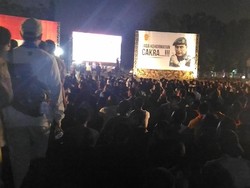 Divif-1 Kostrad Nobar Film G30S/PKI Bersama Warga Depok