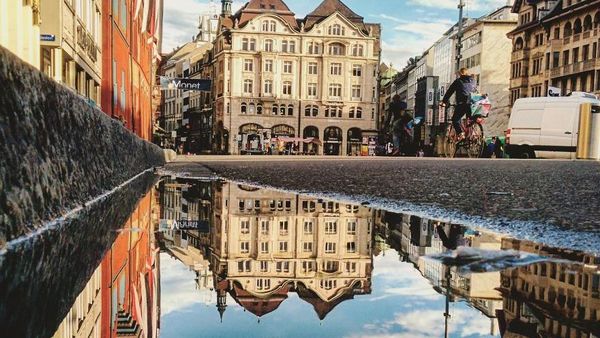 Foto: Jepretan Cantik Bermodal Genangan Air