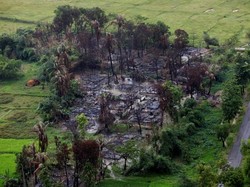 Melihat Bukti Desa Rohingya di Myanmar Hangus Dibakar
