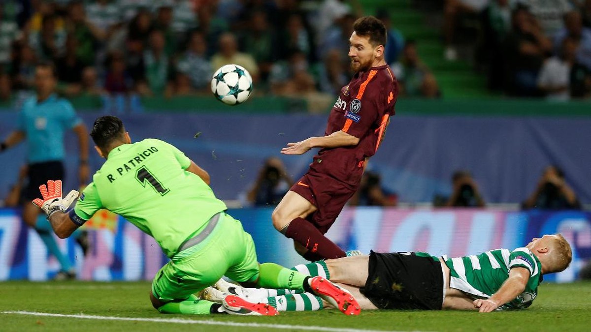 Lionel Messi gagal menjebol gawang Sporting Lisbon (Pedro Nunes/Reuters)