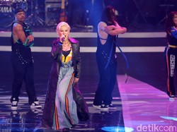 Hadiah dari Agnez Mo untuk Para Penggemarnya