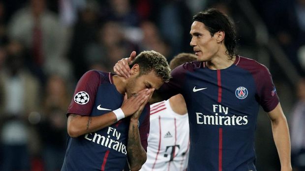 Peluk Mesra Neymar dan Cavani