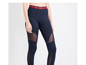 Emak-emak Protes Mahasiswi ke Kampus Pakai Legging, Jadi Perdebatan