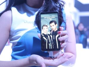 Disambut Positif, Vivo Pede V7+ Lebih Laris Ketimbang V5s
