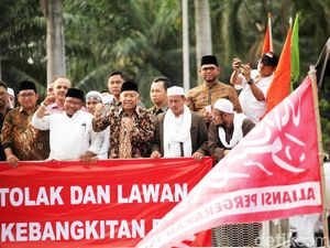 Fadli Zon dan Agus Hermanto Temui Massa Aksi 299