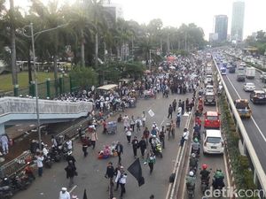 Usai Ditemui Pimpinan DPR, Massa Aksi 299 Membubarkan Diri