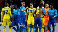 Dengan hasil ini, Arsenal kokoh di puncak klasemen Grup H dengan enam poin dari dua laga, di atas Red Star Belgrade yang mengoleksi empat poin. BATE duduk di posisi ketiga dengan satu poin. Vasily Fedosenko/Reuters.