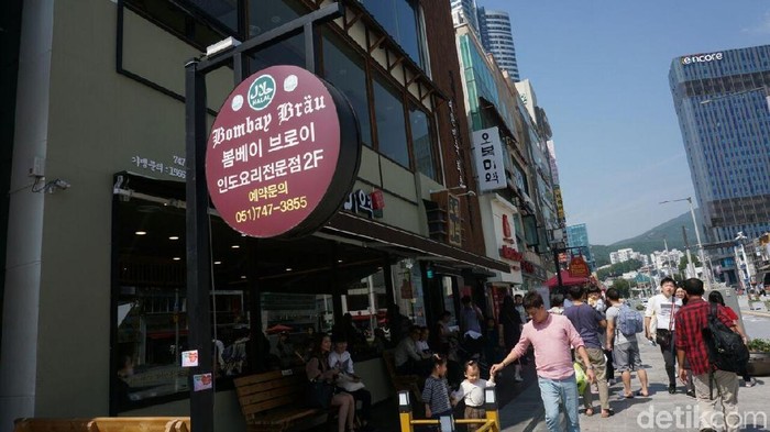 Busan Tenang menikah
