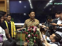 Wiranto Pimpin Rapat Bahas Badan Siber dan Sandi Negara