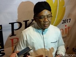 Soal Hoax Membangun, Presiden PKS: Kayak Es Panas, Aneh