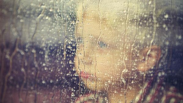 Kamu Benci Hujan? Begini Pengaruh Cuaca pada Mood Seseorang