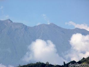 Aktivitas Gunung Agung Meningkat, Masa Siaga Darurat Diperpanjang