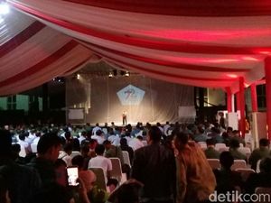 Panglima TNI Nonton Wayang di Museum Fatahillah