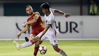 Tambahan tiga poin itu membuat Bhayangkara berhasil memperlebar jarak dengan Bali United.