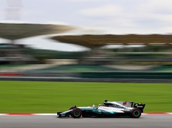 Hamilton Kuasai Latihan Bebas Pertama